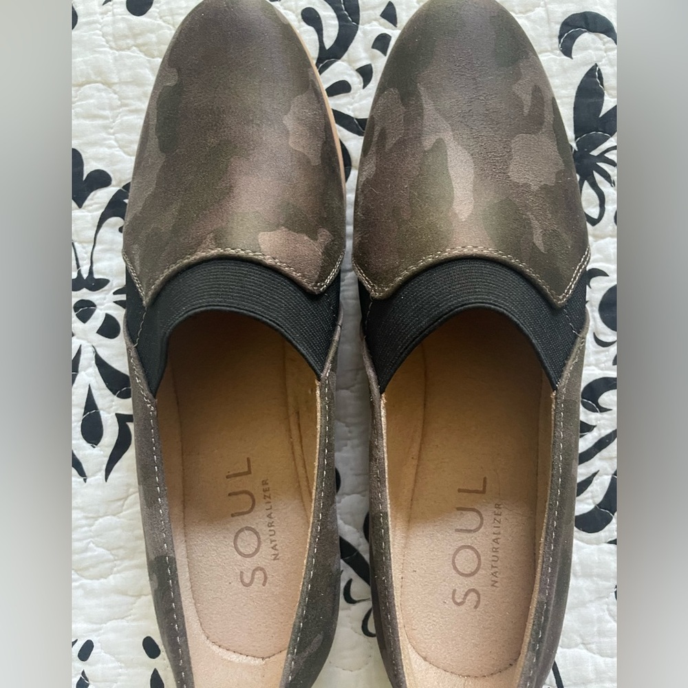 NWT loafers